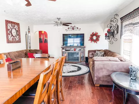417 9th St E, Williston, ND 58801 photo 7