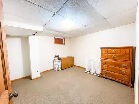 417 9th St E, Williston, ND 58801 photo 23