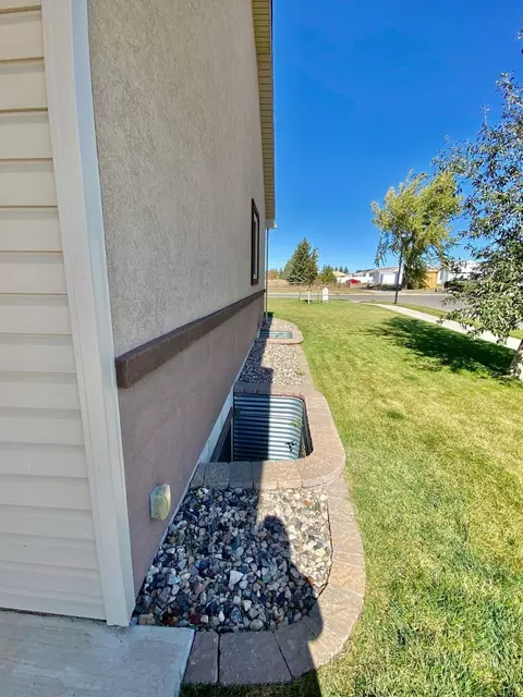 2121 Bison Dr, Williston, ND 58801 photo 41