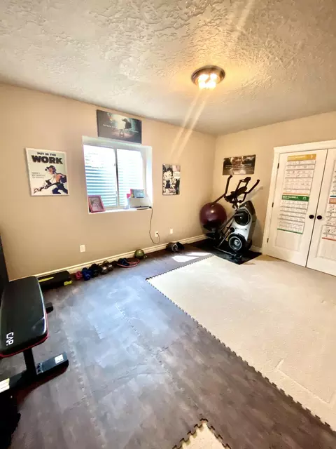 2121 Bison Dr, Williston, ND 58801 photo 31