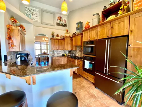 2121 Bison Dr, Williston, ND 58801 photo 9