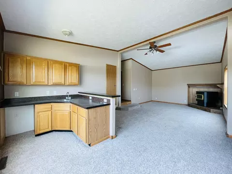 7301 1st Ave E, Williston, ND 58801 photo 18