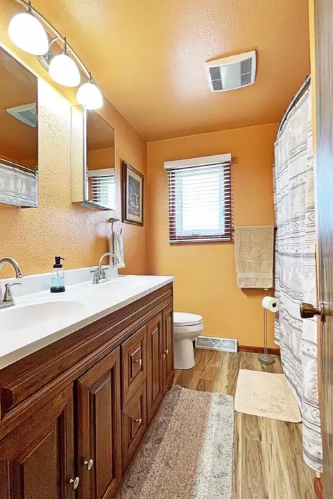 2107 7th Ave E, Williston, ND 58801 photo 29