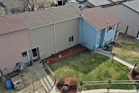 1805 31st St W, Williston, ND 58801 photo 1