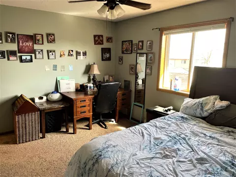1805 31st St W, Williston, ND 58801 photo 12