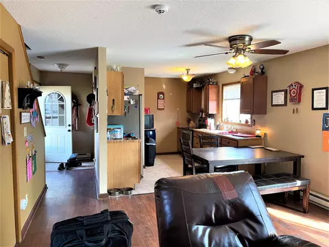 1805 31st St W, Williston, ND 58801 photo 5