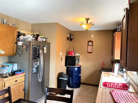 1805 31st St W, Williston, ND 58801 photo 10