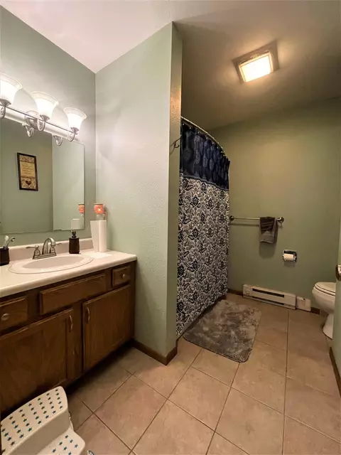 1805 31st St W, Williston, ND 58801 photo 16