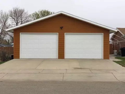2110 20th Ave W, Williston, ND 58801 photo 26