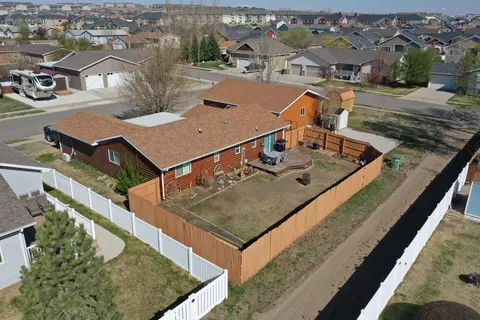 2110 20th Ave W, Williston, ND 58801 photo 32