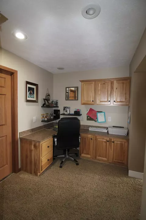 5464 Nicholas Ave, Williston, ND 58801 photo 16
