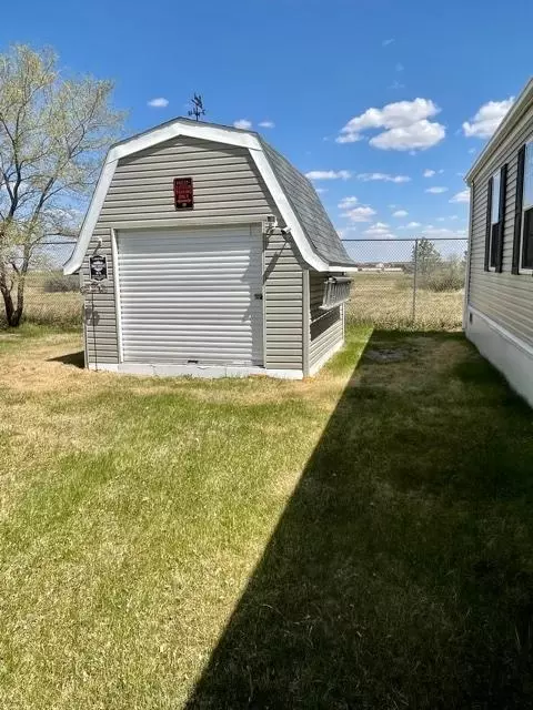 1920 37th St W, Williston, ND 58801 photo 5