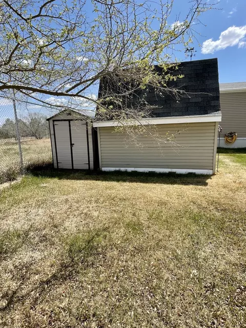 1920 37th St W, Williston, ND 58801 photo 6