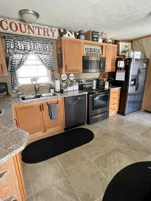 1920 37th St W, Williston, ND 58801 photo 13