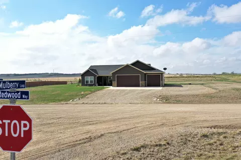 13682 Redwood Way, Williston, ND 58801 photo 42