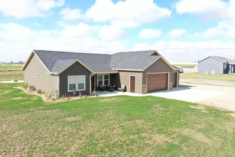 13682 Redwood Way, Williston, ND 58801 photo 49