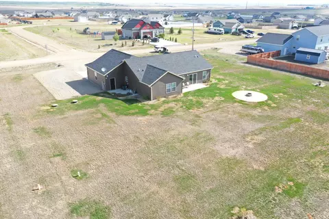 13682 Redwood Way, Williston, ND 58801 photo 55