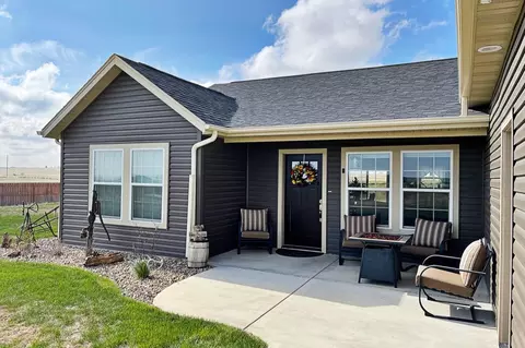 13682 Redwood Way, Williston, ND 58801 photo 4