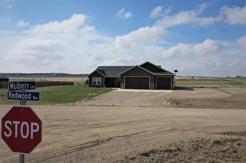 13682 Redwood Way, Williston, ND 58801 photo 43