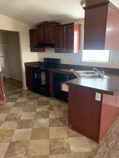13839 Charlson St NW, Williston, ND 58801 photo 12