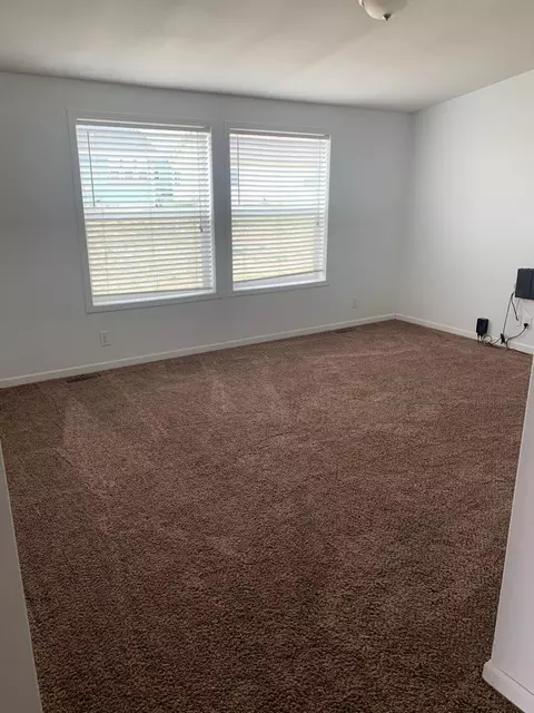 13839 Charlson St NW, Williston, ND 58801 photo 5