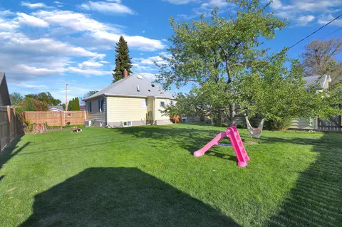 1603 6th Ave W, Williston, ND 58801 photo 8