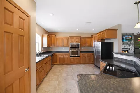 14014 Madison Ln, Williston, ND 58801 photo 28