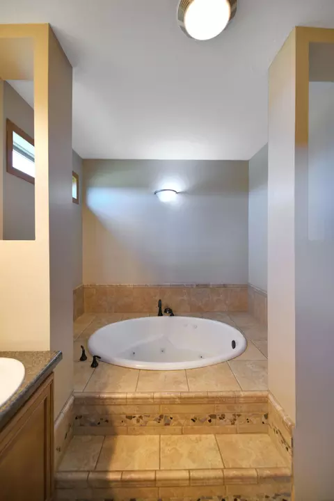 14014 Madison Ln, Williston, ND 58801 photo 21