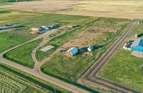5824 132nd Dr NW, Williston, ND 58801 photo 1