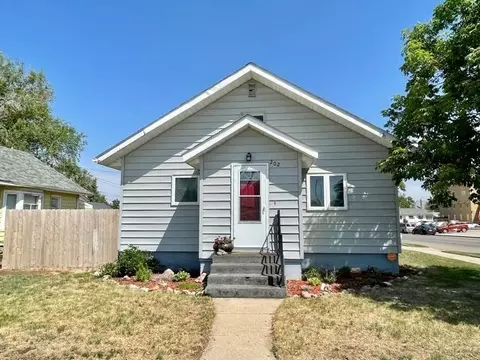 202 W Broadway W, Williston, ND 58801 photo 1