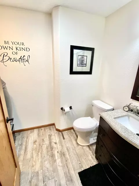 914 22nd St E, Williston, ND 58801 photo 21
