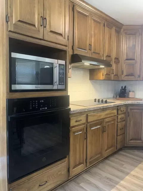 224 20th St E, Williston, ND 58801 photo 6