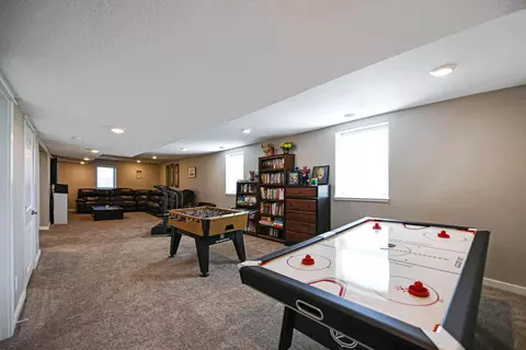 13696 Hawthorn Loop NW, Williston, ND 58801 photo 35
