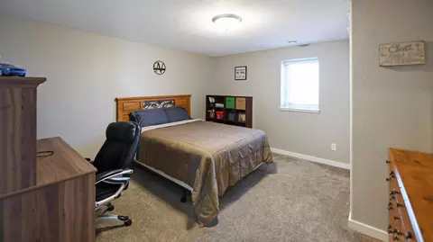 13696 Hawthorn Loop NW, Williston, ND 58801 photo 37