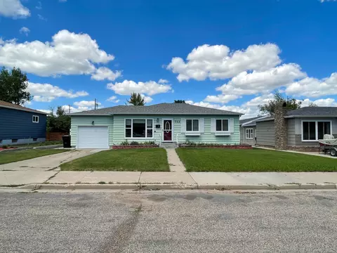 712 17th St W, Williston, ND 58801 photo 33