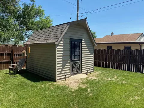 424 9th St E, Williston, ND 58801 photo 31