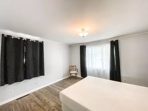 304 14th St E, Williston, ND 58801 photo 17