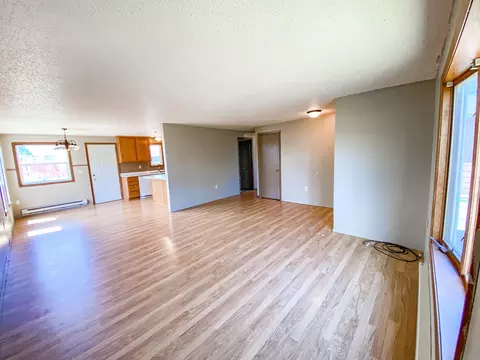 2009 20th Ave W, Williston, ND 58801 photo 7