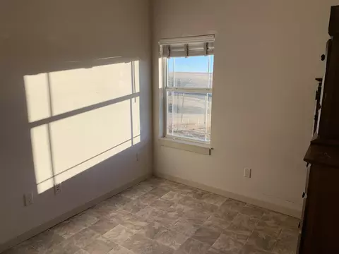 14768 Mortenson St, Williston, ND 58801 photo 21