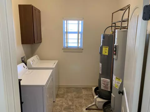 14768 Mortenson St, Williston, ND 58801 photo 17