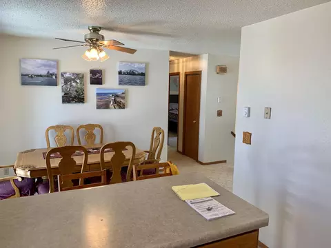 1722 28th St W, Williston, ND 58801 photo 17