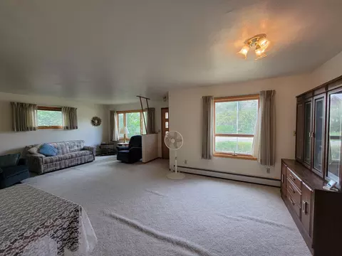 112 Hanks St, Grenora, ND 58845 photo 12