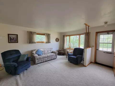 112 Hanks St, Grenora, ND 58845 photo 14
