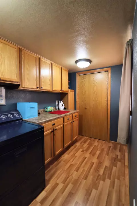 704 2nd Ave E, Williston, ND 58801 photo 15