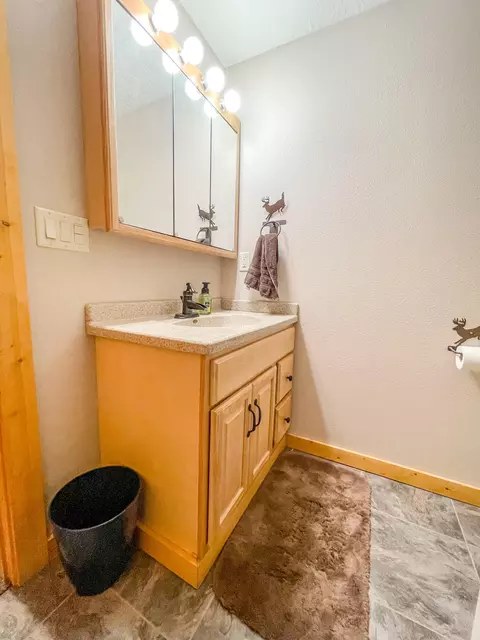 2301 12th Ave W, Williston, ND 58801 photo 26