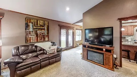 2301 12th Ave W, Williston, ND 58801 photo 9