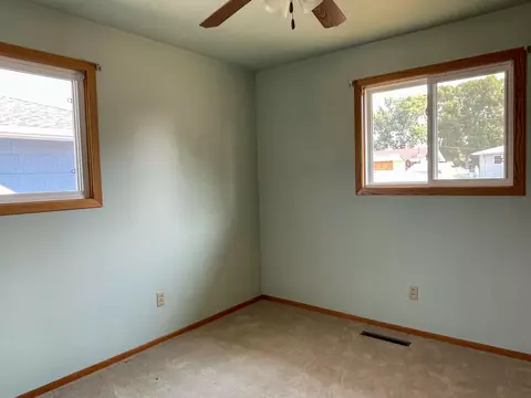 1516 2nd Ave E, Williston, ND 58801 photo 12