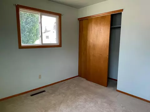 1516 2nd Ave E, Williston, ND 58801 photo 13