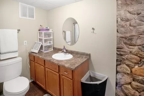 601 1st Ave E, Williston, ND 58801 photo 30