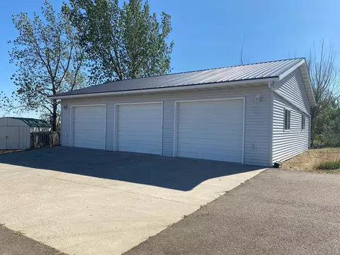 14086 47th Ln NW, Williston, ND 58801 photo 21